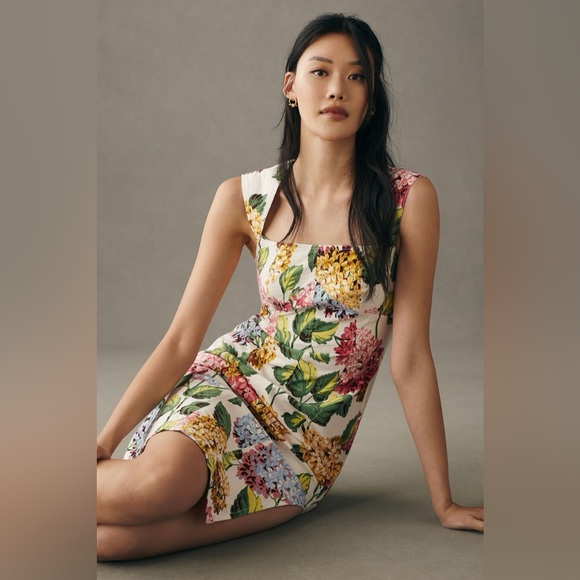 By Anthropologie beautiful Slim Square Neck Sheath Dress Hydrangea Floral 10 EUC - Picture 4 of 13